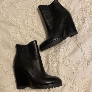 Used but in great condition. comfy and versatile